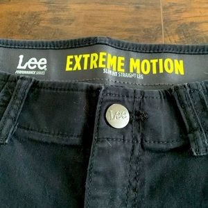 Lee extreme motion, slim, fit straight leg Black jean / pants